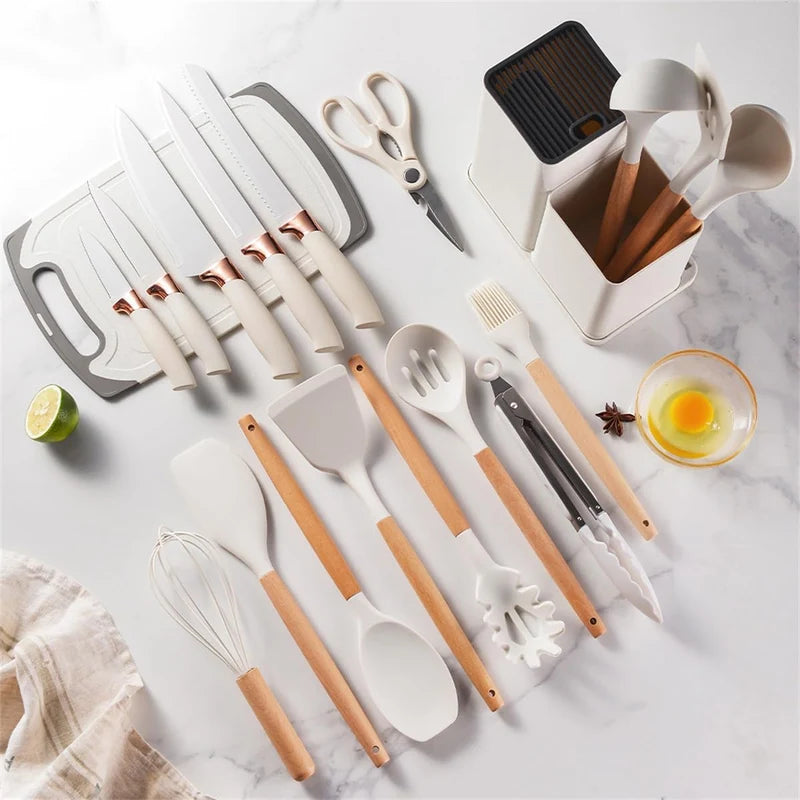 19-Piece Kitchen Set
